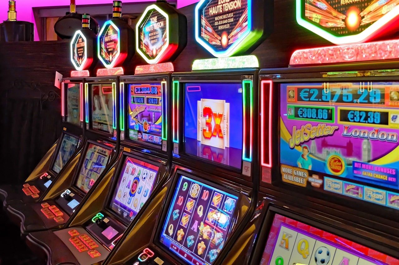 Studio live dealer SA Gaming dengan multi-kamera di hokage77